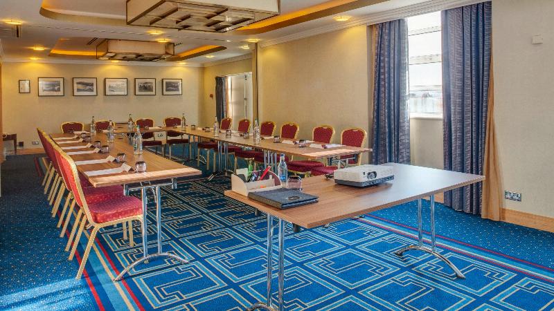 Crowne Plaza John Lennon Airport - Toplantı