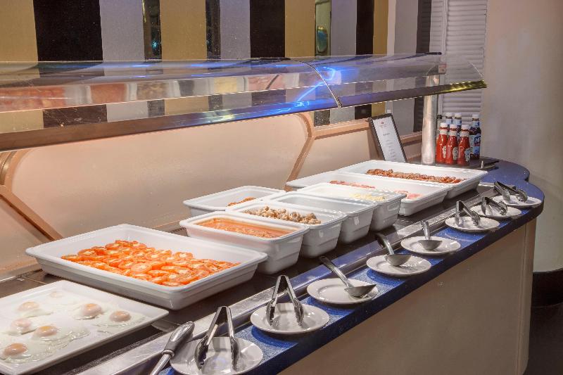 Crowne Plaza John Lennon Airport - Restoran