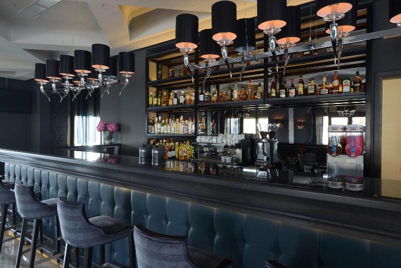 Theasis - Bar