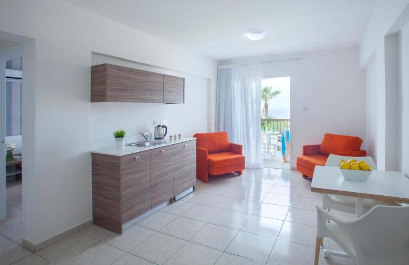 Princessa Vera Hotel Apts - Oda