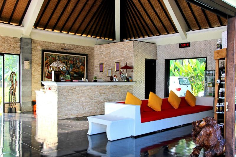 Bondalem Beach Club - Lobi