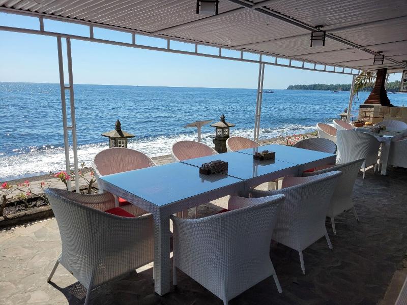 Bondalem Beach Club - Restoran