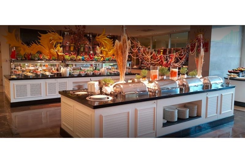 Well Palace Side - Restoran