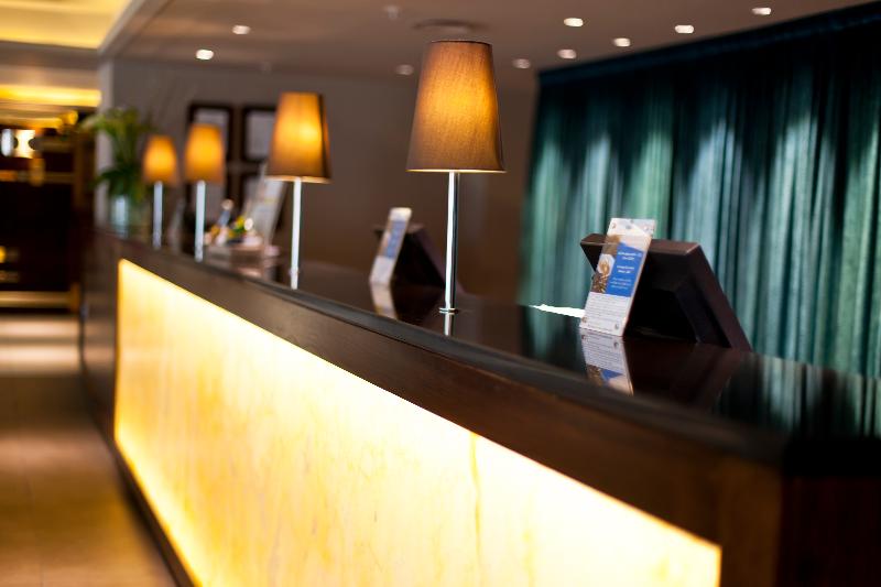 Hilton London Olympia - Lobi