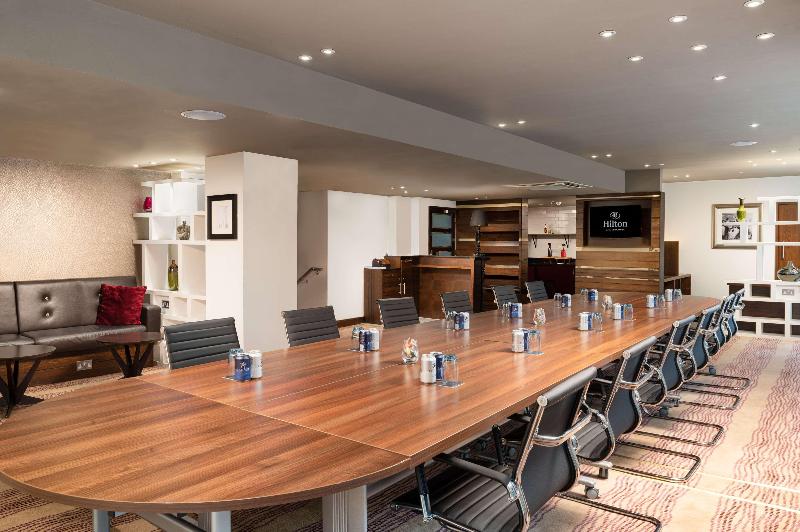 Hilton London Olympia - Genel