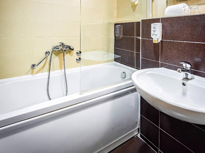 Nobel Inn Hotel - Oda