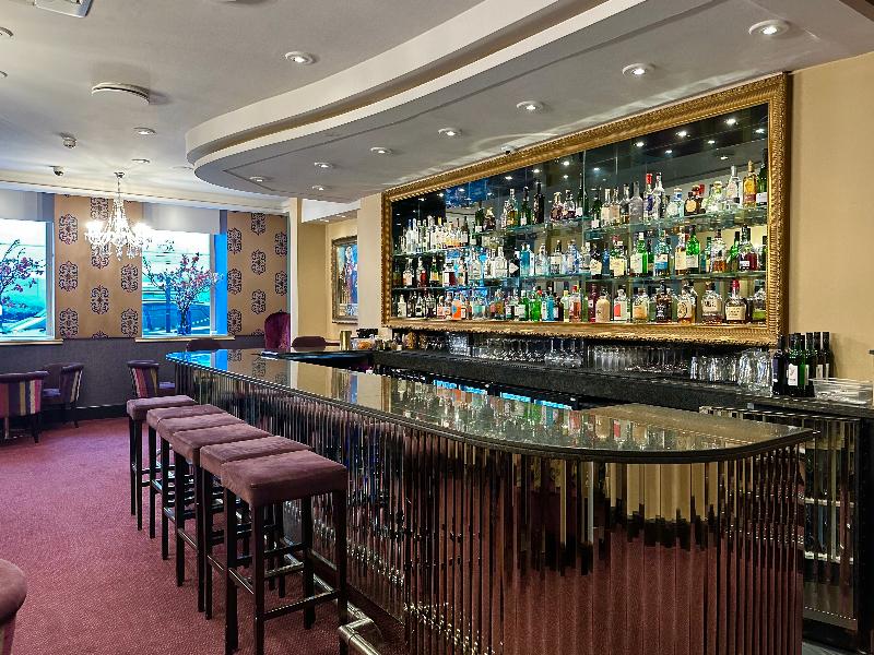 Strand Palace - Bar