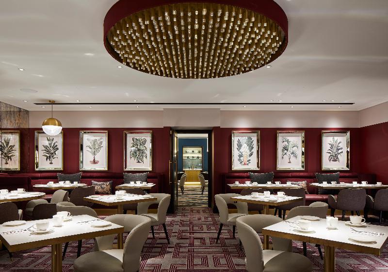 Strand Palace - Genel