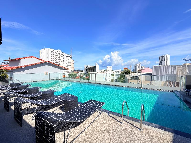 Travelodge Pattaya - Havuz