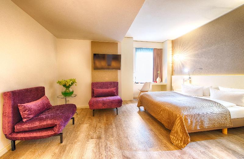 Leonardo Hotel Berlin Mitte - Oda