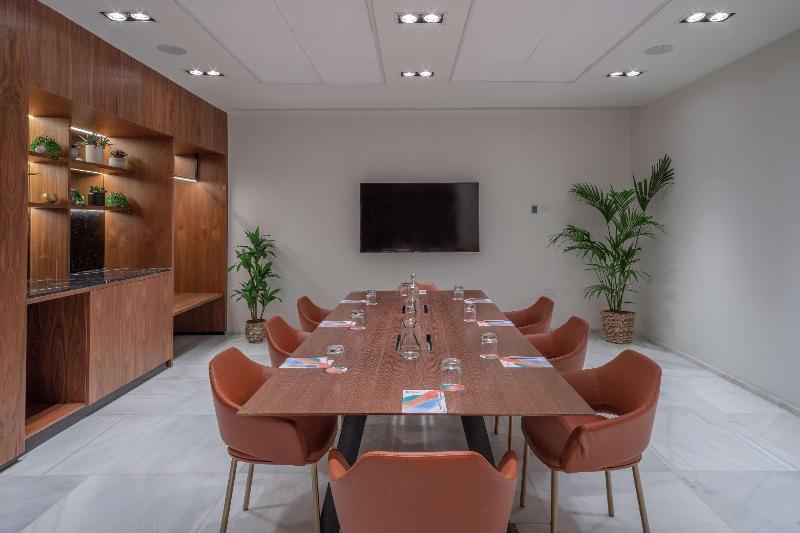 Melia White House - Toplantı