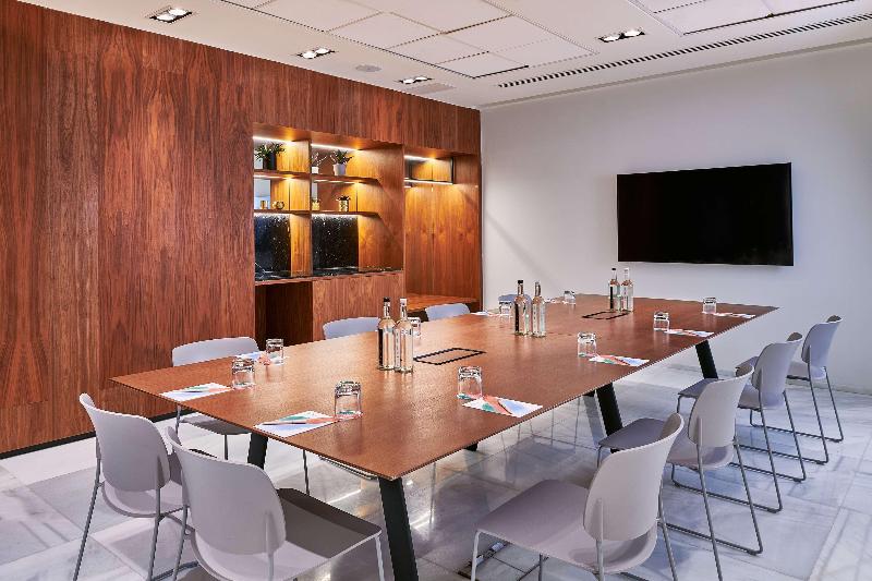 Melia White House - Toplantı
