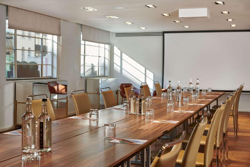 Melia White House - Toplantı