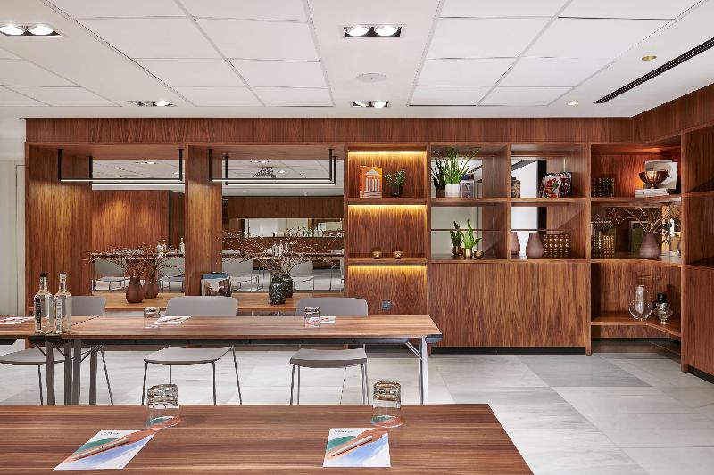 Melia White House - Toplantı