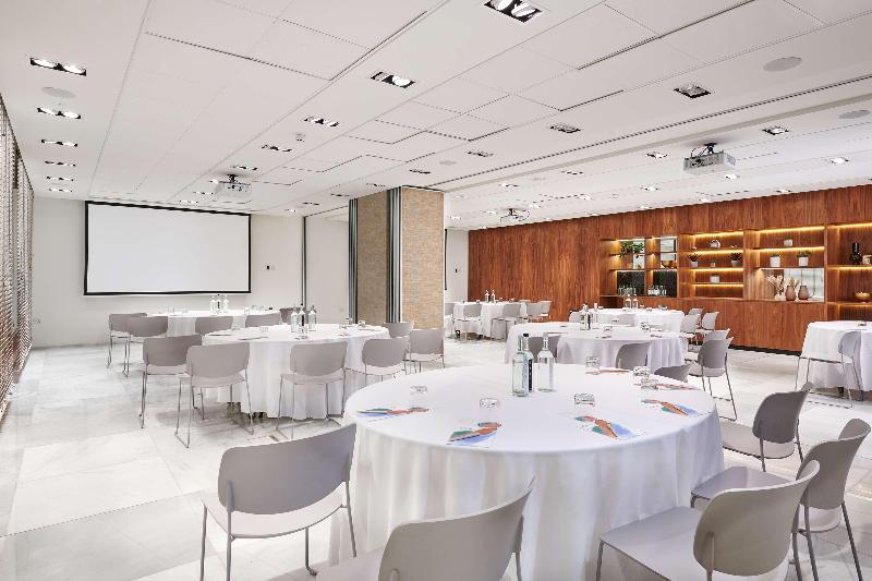 Melia White House - Toplantı