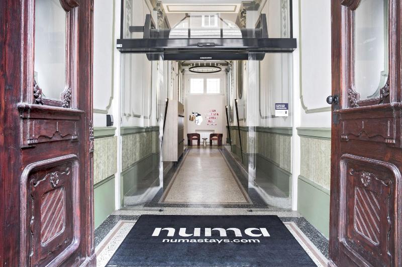 Numa Prague Flow - Lobi
