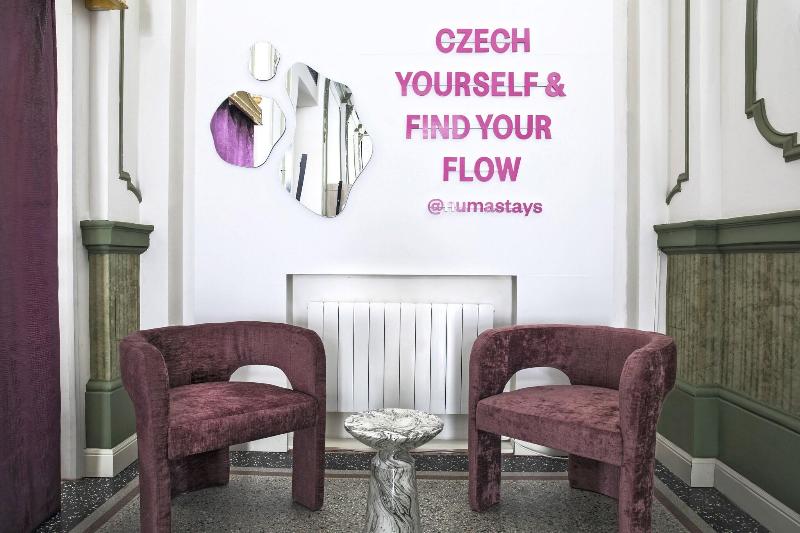 Numa Prague Flow - Lobi