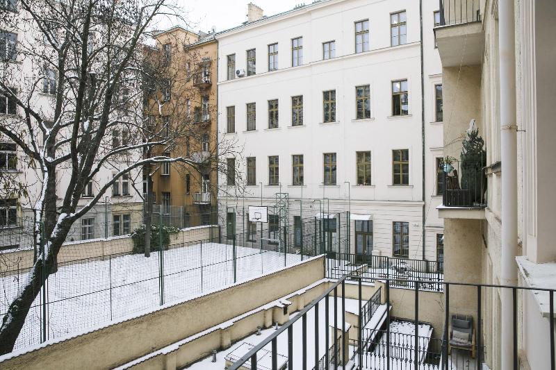 Numa Prague Flow - Oda