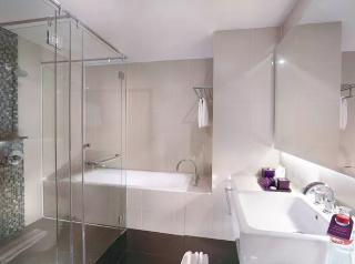 Quest Hotel Darmo - Surabaya fotoÄŸrafÄ±