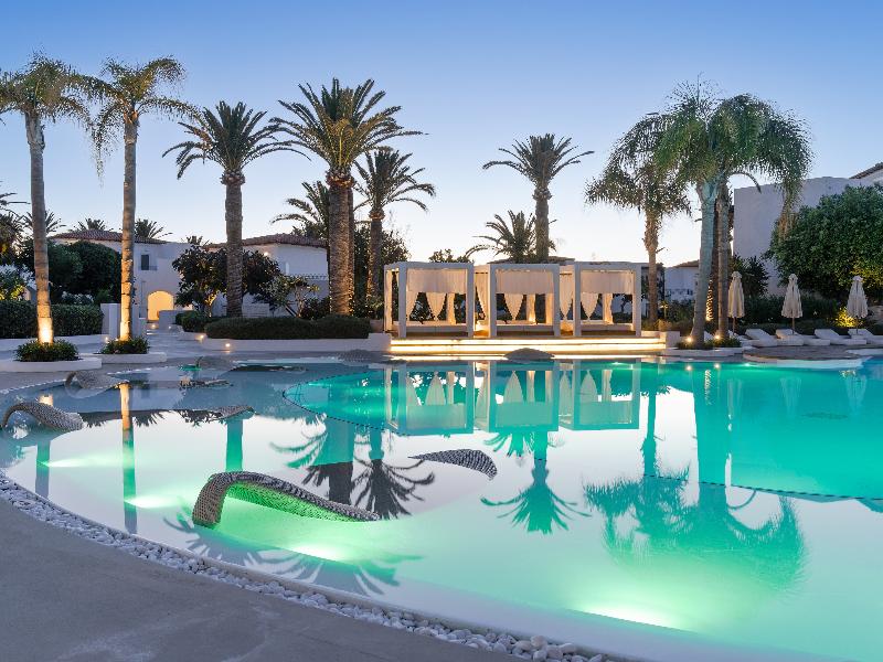 Caramel, A Resort to Live - Genel