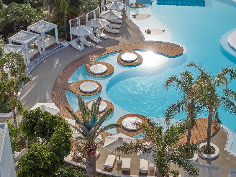 Caramel, A Resort to Live - Genel