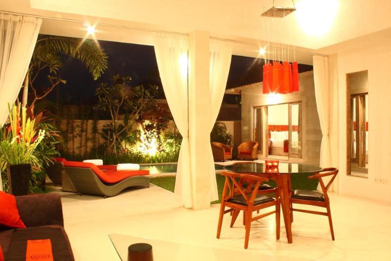 Villa Briana Seminyak - Genel