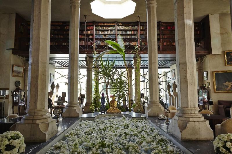 Palais Rhoul - Lobi