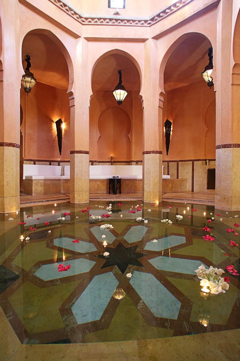 Palais Rhoul - Aktivite