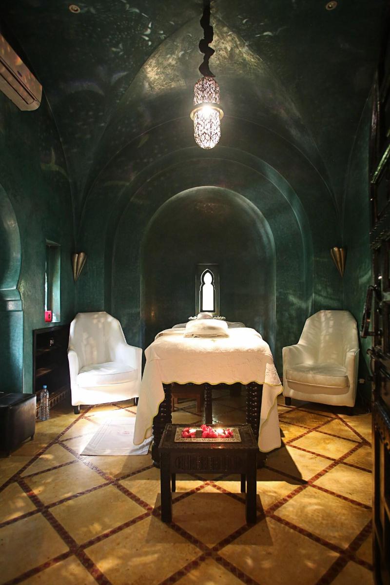 Palais Rhoul - Aktivite