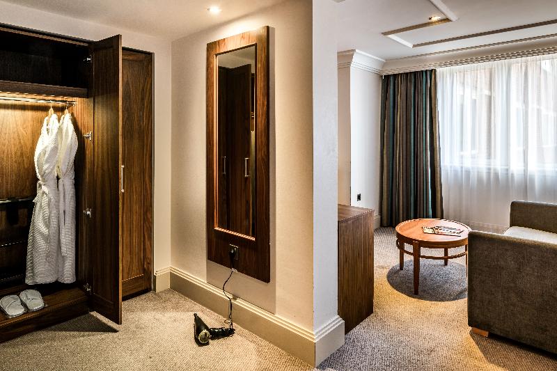 The Marble Arch Hotel, by Thistle - Oda