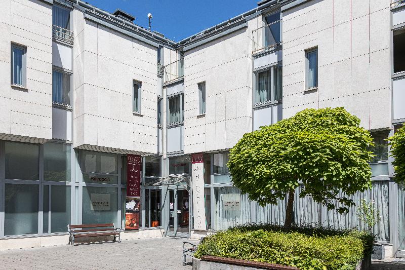Queen Elizabeth Hotel - Genel