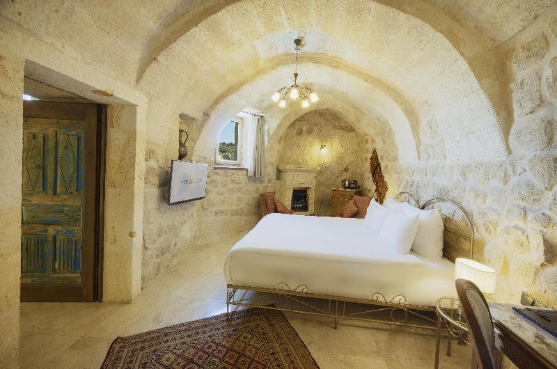 Tafoni Houses Cave Hotel - Oda
