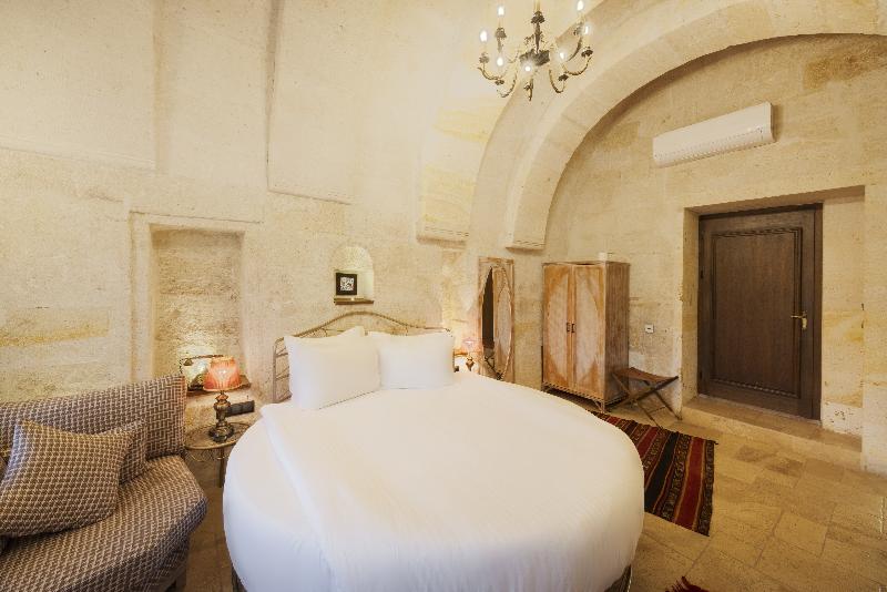 Tafoni Houses Cave Hotel - Oda