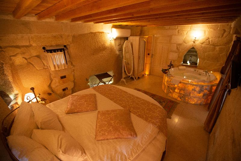 Tafoni Houses Cave Hotel - Oda