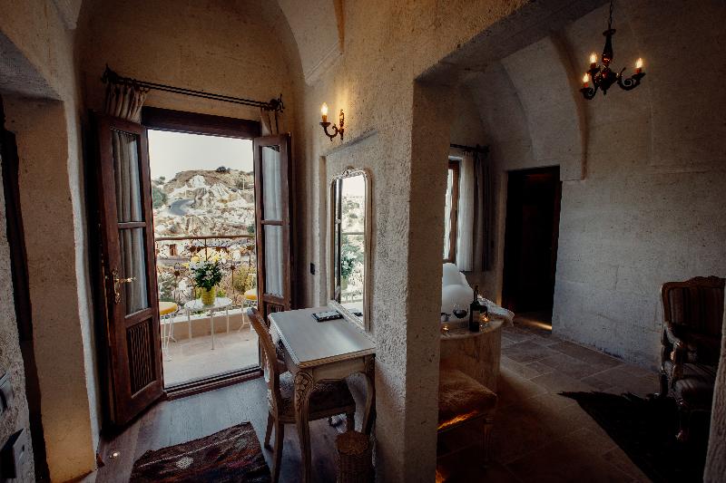 Tafoni Houses Cave Hotel - Oda