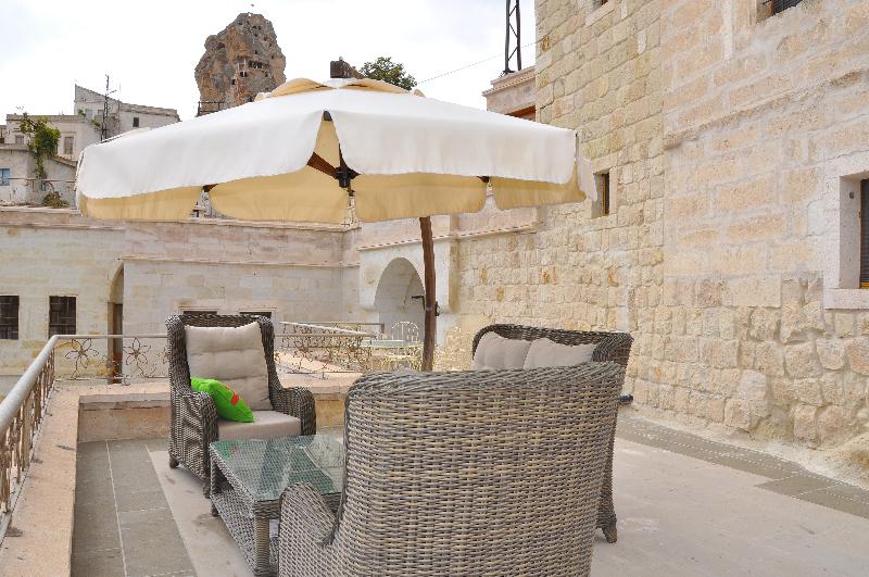 Tafoni Houses Cave Hotel - Teras