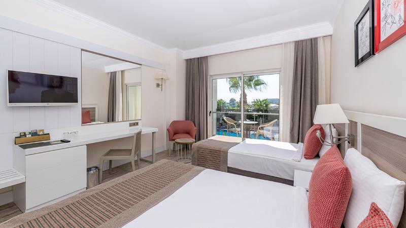 Port River Hotel & Spa - Oda
