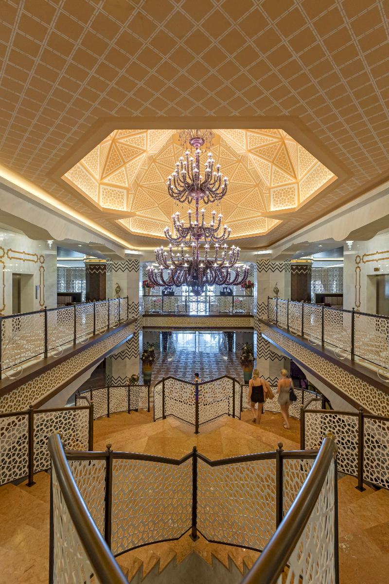 Royal Taj Mahal - Lobi