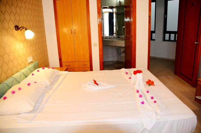 Miranda Moral Beach Hotel - Oda
