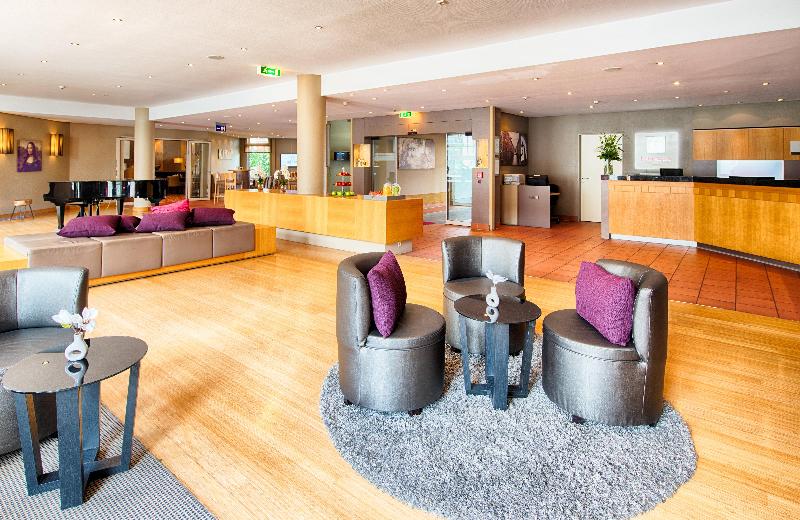 Leonardo Hotel Hamburg Airport - Lobi