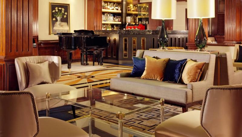 St James Court A Taj Hotel - Bar