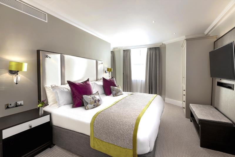 St James Court A Taj Hotel - Oda