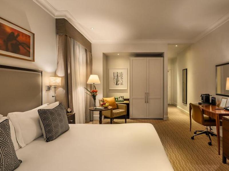St James Court A Taj Hotel - Oda