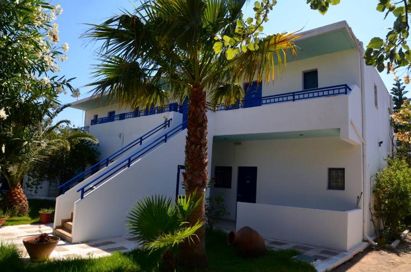 Nitsa Apartments - Lobi