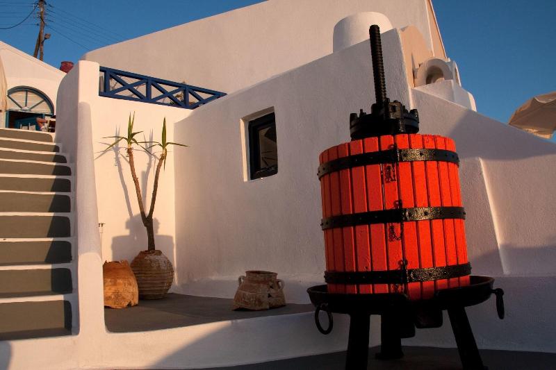 Ilioperato Traditional Apartments - Genel
