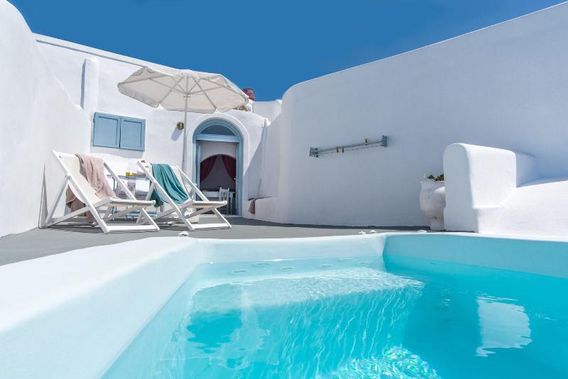 Ilioperato Traditional Apartments - Havuz