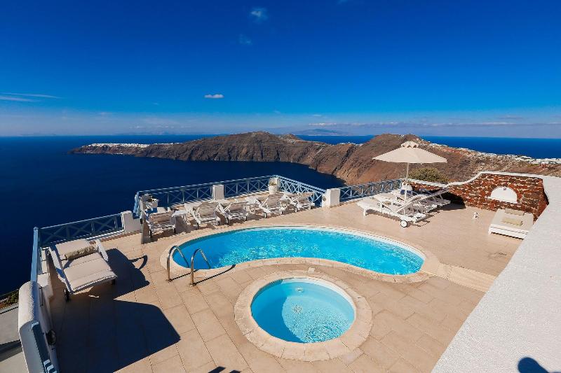 Ilioperato Traditional Apartments - Havuz
