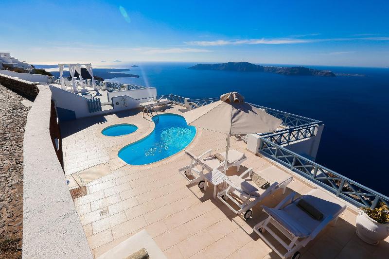 Ilioperato Traditional Apartments - Havuz