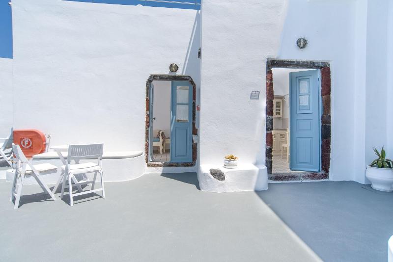 Ilioperato Traditional Apartments - Teras