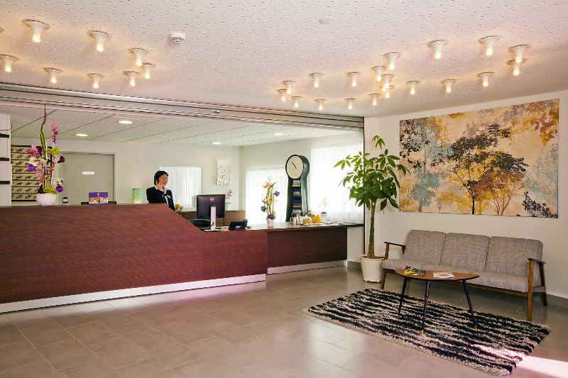 Sejours & Affaires Massy Atlantis - Lobi